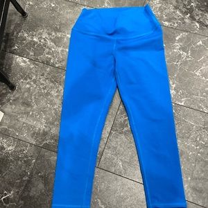 Alo leggings size medium